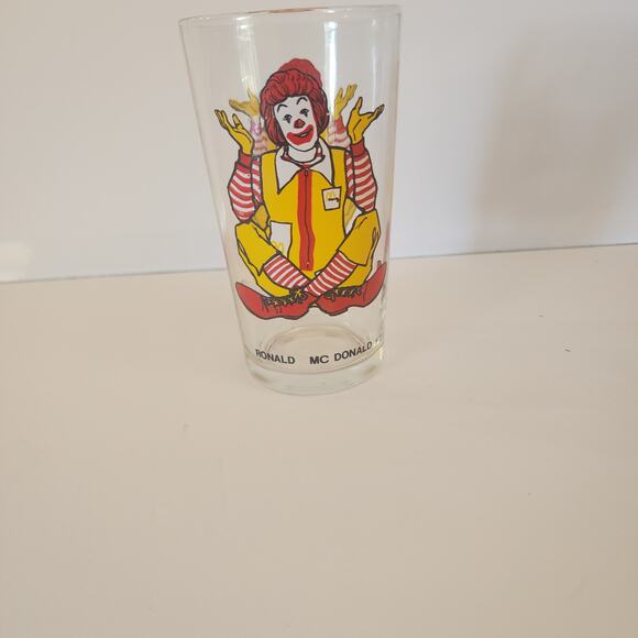 McDonalds Vintage Ronald McDonald‎ Glass - Picture 2 of 3